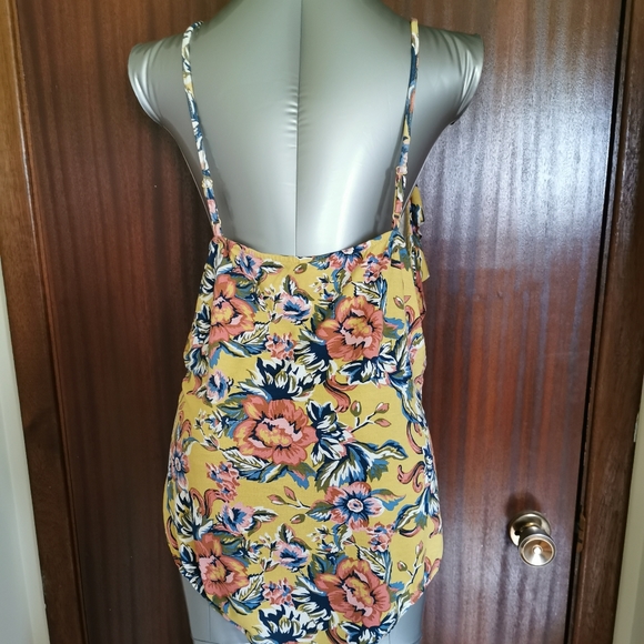 BP Floral Bodysuit Size XXL - Picture 3 of 7